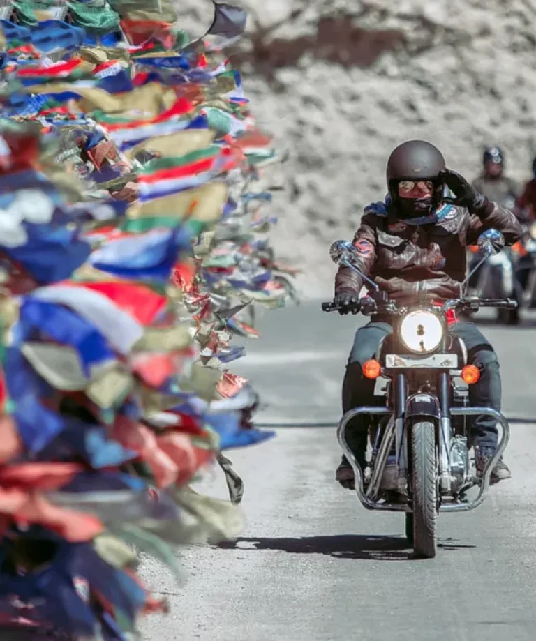 Manali to Leh Motorcycle Expedition Via Zanskar photo 5